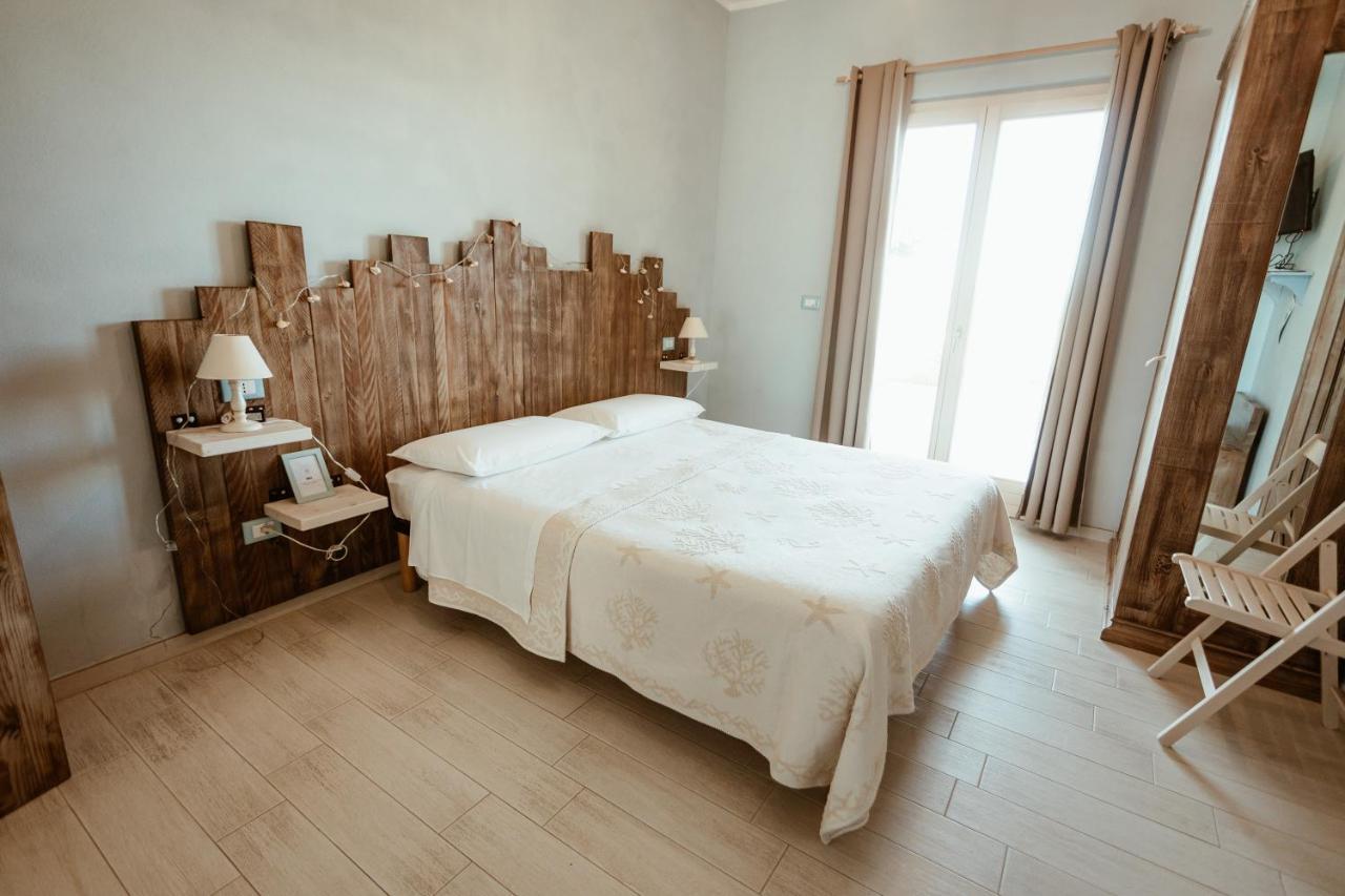 B&B Il Mare In Una Stanza Ortona Eksteriør billede